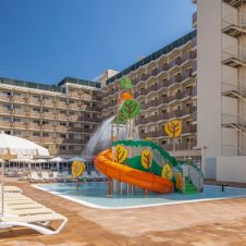 anteprima hotel htop amatista lloret.jpg